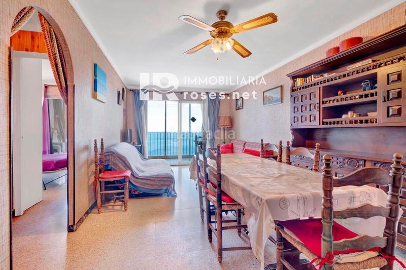 Foto 7e049965-13ef-4201-8ecb-f713129b4105. Piso sylvia apartamento de 2 dormitorios a reformar con impresionantes vistas al mar en Empuriabrava