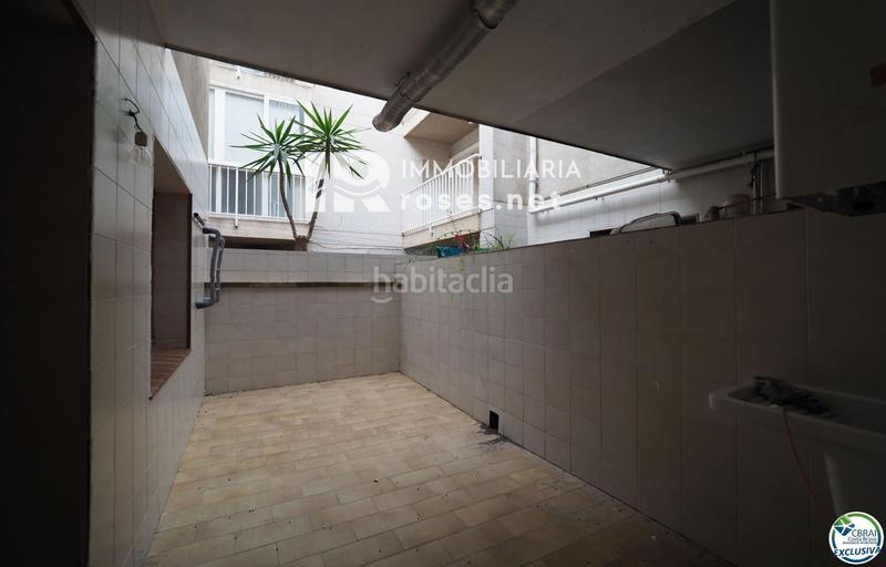 Foto 6a80d92e-e8b6-4c3c-83b5-a1790507730f. Piso apartamento amplio céntrico y a 250 m de la playa en Roses