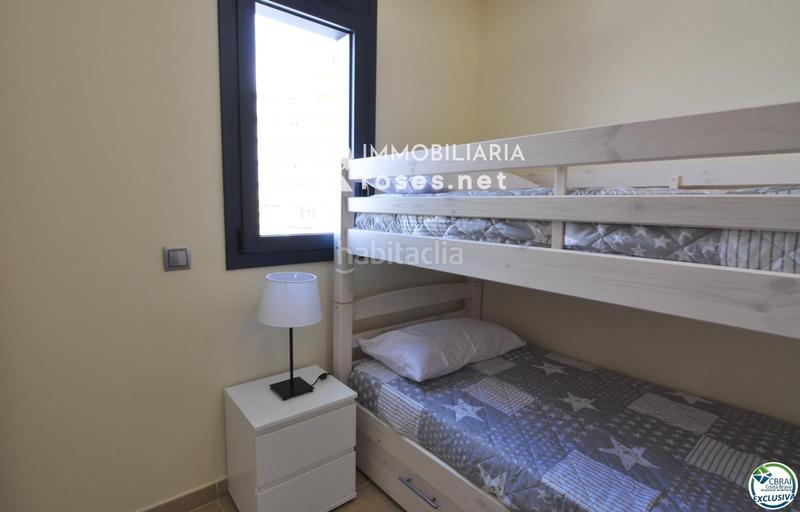 Foto 1022ed10-6950-4928-b215-5df1d5a002ad. Piso encantador apartamento con licencia turística y vistas al canal en Roses