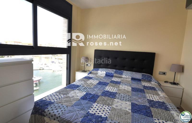 Foto 497ea22d-22f6-4776-9513-a25ebd05b19c. Piso encantador apartamento con licencia turística y vistas al canal en Roses