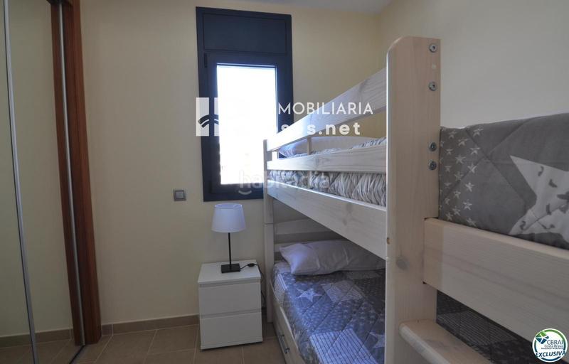 Foto 72148f5d-9ee7-4d43-9aa4-783f1c79aacd. Piso encantador apartamento con licencia turística y vistas al canal en Roses