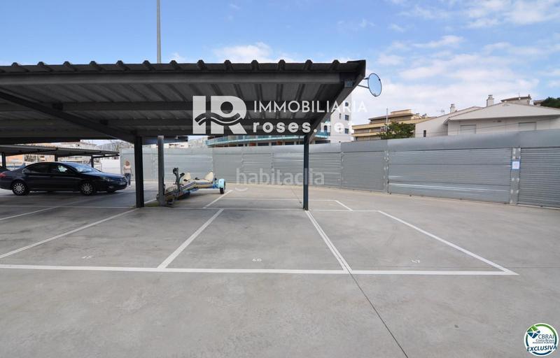Foto 8d0cc5b6-117d-47b4-9de9-db1fb8bb650b. Piso encantador apartamento con licencia turística y vistas al canal en Roses