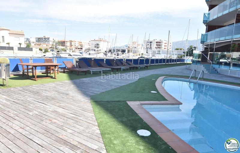 Foto ee912745-6e0b-4e99-a837-4fb5b3ed3442. Piso encantador apartamento con licencia turística y vistas al canal en Roses