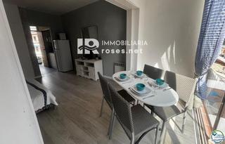 Estudi  Cala rostella. Estudio salatar a 50m de la playa de roses