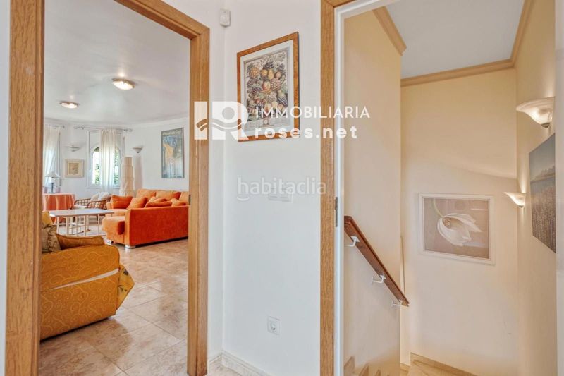 Foto aba1a327-e42c-4f8e-a481-5f4c3c5cbbd8. Casa amb calefacció aparcament piscina a Puigmal - Mas Nou Empuriabrava