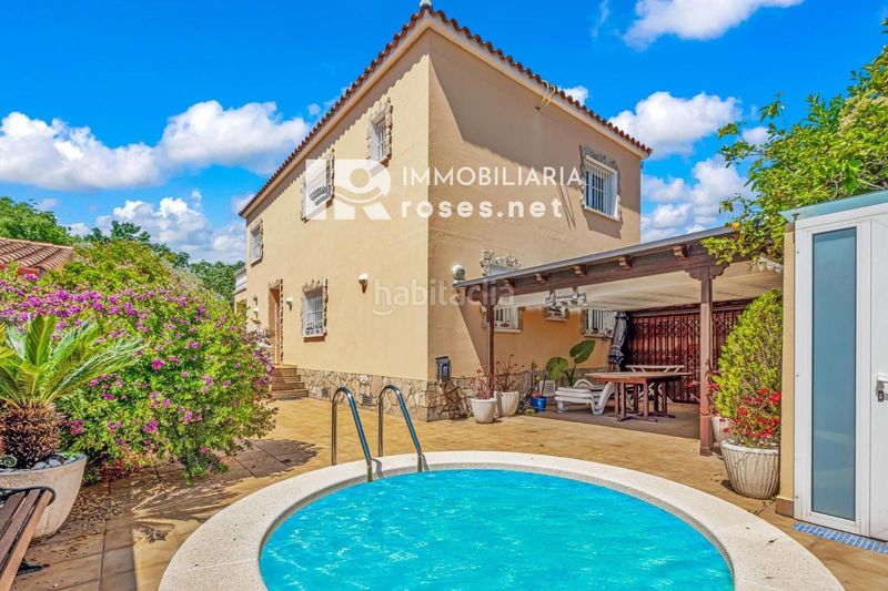 Foto ead5ece7-d6c6-4627-b727-1d4dd280ddf9. Casa amb calefacció aparcament piscina a Puigmal - Mas Nou Empuriabrava