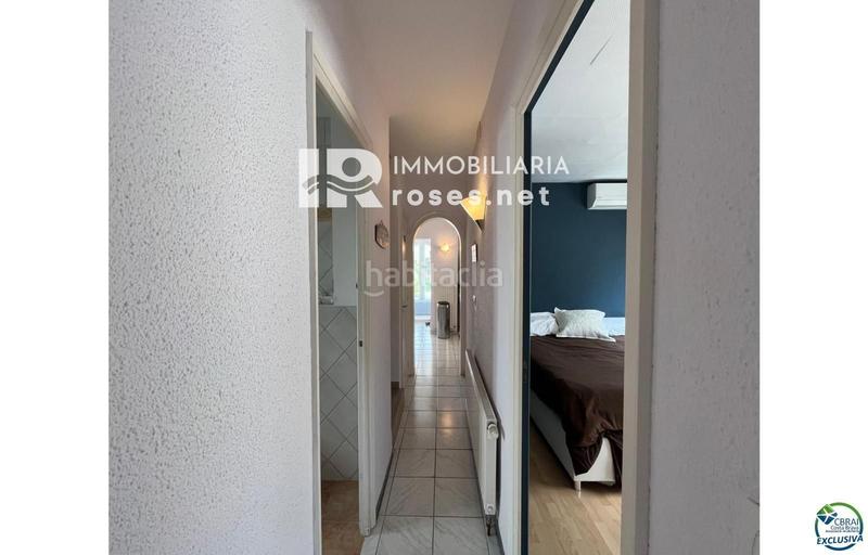 Foto a25e9fab-ae4f-43b9-917a-38284ee12985. Casa en venta casa al canal orientación sudeste , terreno de 542m2 y amarre de 12m en Empuriabrava