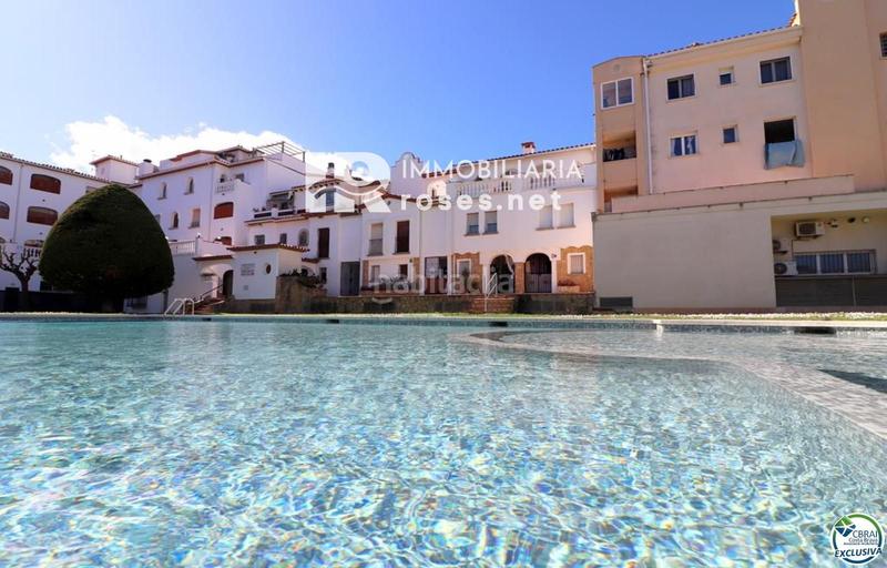 Foto 28cbb5d7-e1f3-4b3c-8121-91127f534767. Piso acogedor apartamento con vistas despejadas en una zona tranquila en Empuriabrava