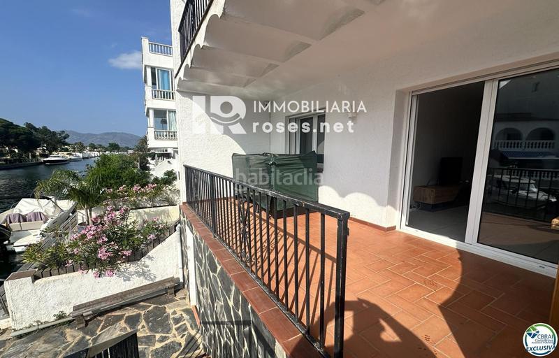 Foto 7091e5b7-f2a7-457e-aeb2-75194cbe7d59. Piso apartamento reformado con amarre privado en el puerto de banyuls, en Empuriabrava