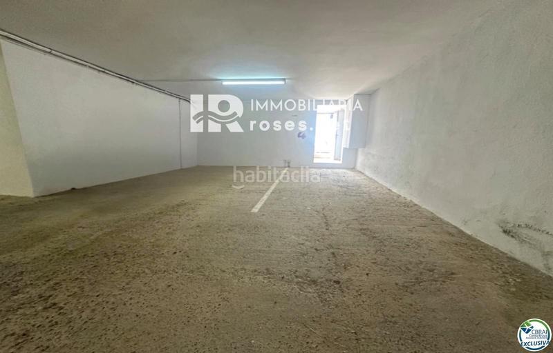 Foto 8bc7f8d7-8bb1-40e0-957c-dd522466664e. Piso apartamento reformado con amarre privado en el puerto de banyuls, en Empuriabrava