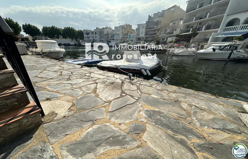 Foto 9ed2a440-5c6d-41ac-803d-2086ccdaec60. Piso apartamento reformado con amarre privado en el puerto de banyuls, en Empuriabrava
