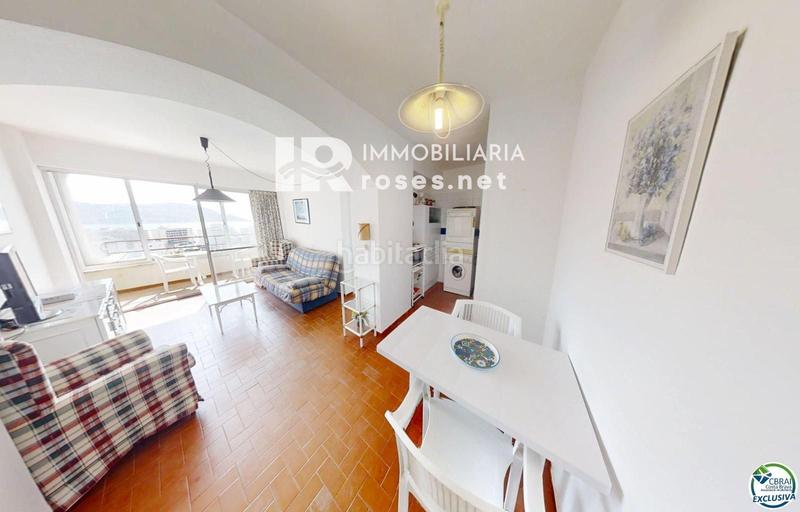 Foto f41bb0ff-1153-4b78-a337-91d65c6ff58e. Piso apartamento 68 m Santa Margarida a 1400 metros del mar en Roses