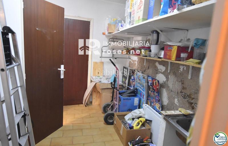Foto a65702ae-6589-4978-941a-d3736b1fdc3d. Locale commerciale in Centre Roses