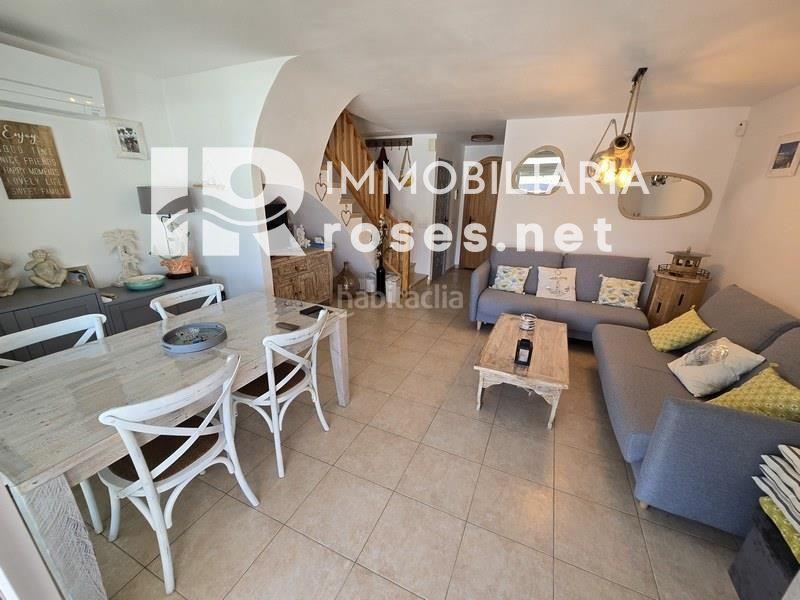 Foto c574ad06-480d-41bd-8b11-400085b86398. Casa amb calefacció aparcament a Port Grec - Port Moxó Empuriabrava