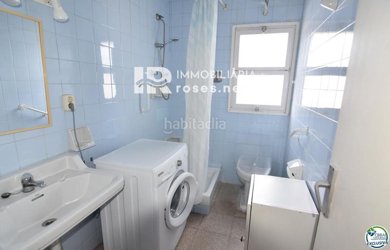 Foto 7b52c63e-62c3-4d5a-b503-5da2f55a3622. Piso apartamento situado en la urbanización mas oliva, . en Roses