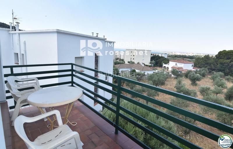 Foto a4fc0f47-8a0f-4340-b24a-a0482a3661e3. Piso apartamento situado en la urbanización mas oliva, . en Roses