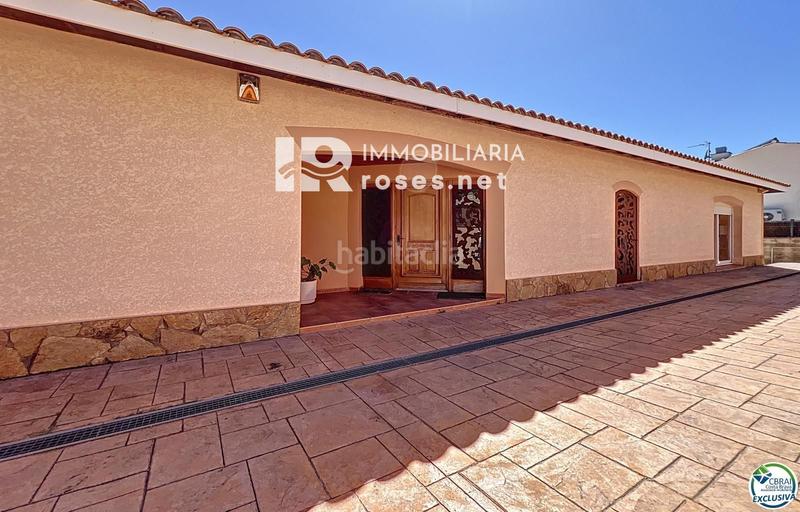 Foto 045636ad-be29-44b8-9b5a-1eb76c430e01. Haus mit heizung parking pool in Pau