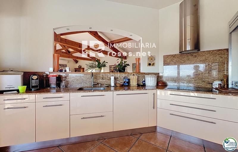 Foto 15927b68-cc25-4b62-b241-b9a24c2cb7d4. Haus mit heizung parking pool in Pau