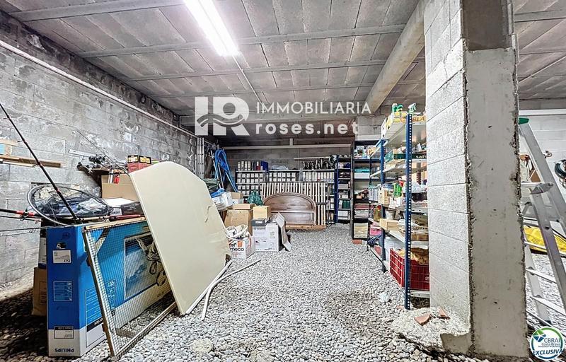 Foto 65288fde-16b7-452f-be81-fe99fd606773. Haus mit heizung parking pool in Pau