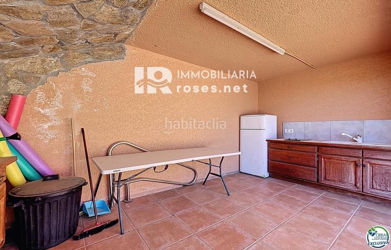 Foto af221c17-8ac3-42c4-a662-82791b3061f4. Haus mit heizung parking pool in Pau