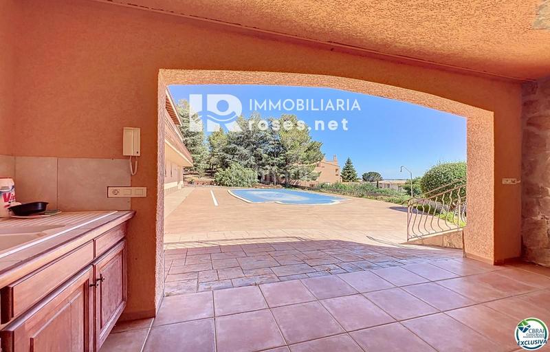 Foto d9fcc870-4eac-4eae-bfc2-57f9b691f81e. Haus mit heizung parking pool in Pau