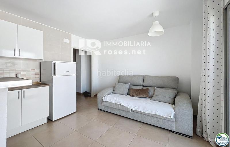 Foto eb03474a-ae9a-41bc-a54d-7687b180d10d. Piso  de 1 dormitorio en venta a en Puigmal - Mas Nou Empuriabrava