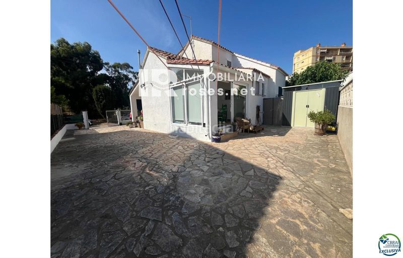 Foto 7be5c40e-3be1-44cb-bfd1-2a3d6e46cace. Casa amb aparcament a Nord Roses