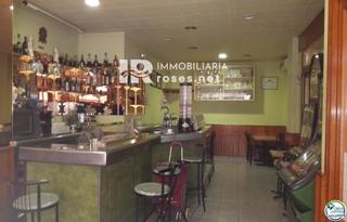 Local Comercial  Dr. ferran. Venta de local comercial en figueres  parc bosccastell de sant f