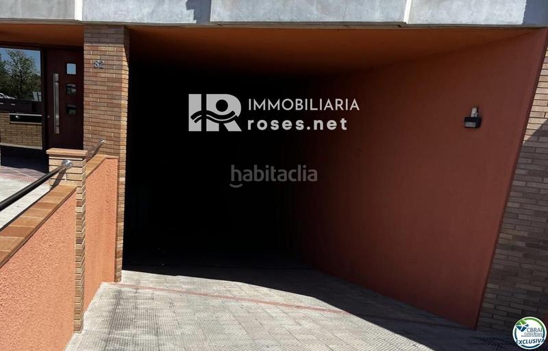 Foto c5fad250-8cb1-4598-ae3e-19be692b0195. Car parking in Centre Figueres