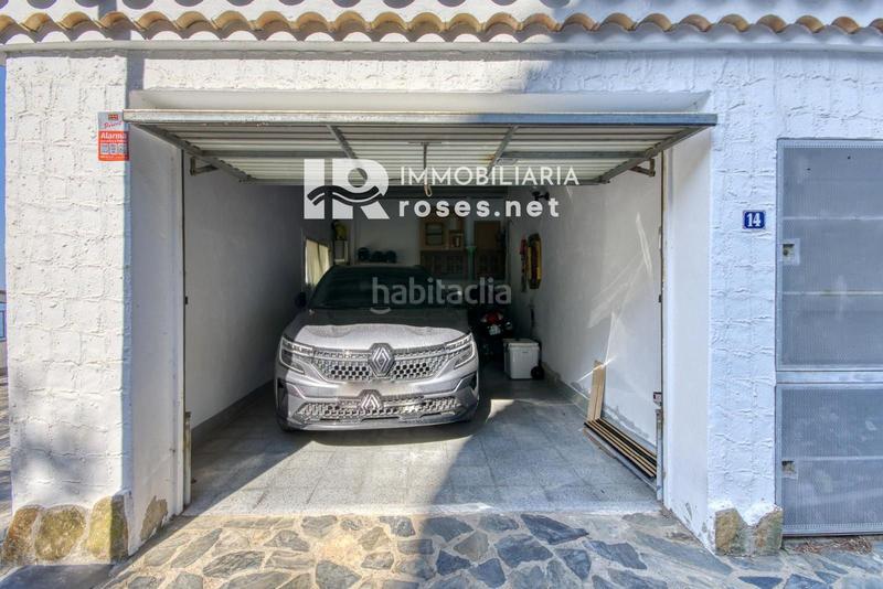 Foto ca226e4c-8c89-49a1-8df5-dacca6bdb578. Pis amb calefacció piscina a Puig Rom-Canyelles-Almadrava Roses