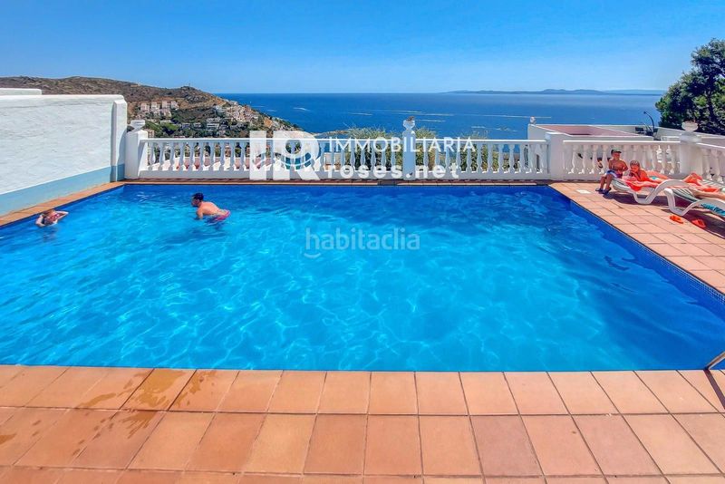 Foto c70a6fe5-9897-4e9b-913b-52f3279ac065. Casa amb calefacció aparcament piscina a Puig Rom-Canyelles-Almadrava Roses