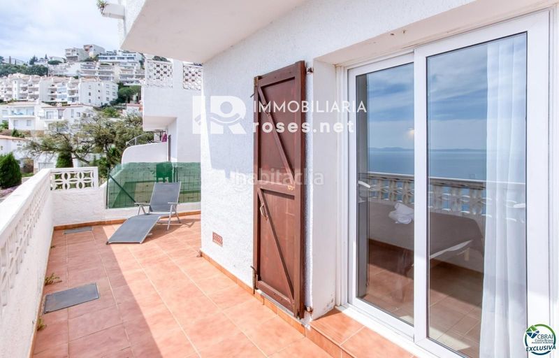Foto cc777c8b-5420-410c-a4a7-924043637aa3. Casa amb calefacció aparcament piscina a Puig Rom-Canyelles-Almadrava Roses