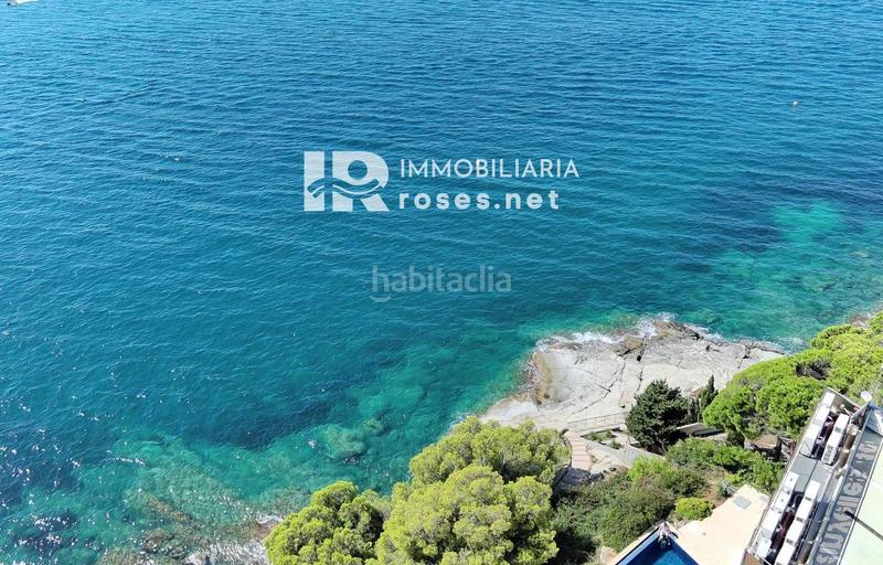 Foto 2b833be4-b767-4179-be04-745037b4777c. Piso excepcional . apartamento de alto standing en primera linea de mar en canyelles en Roses