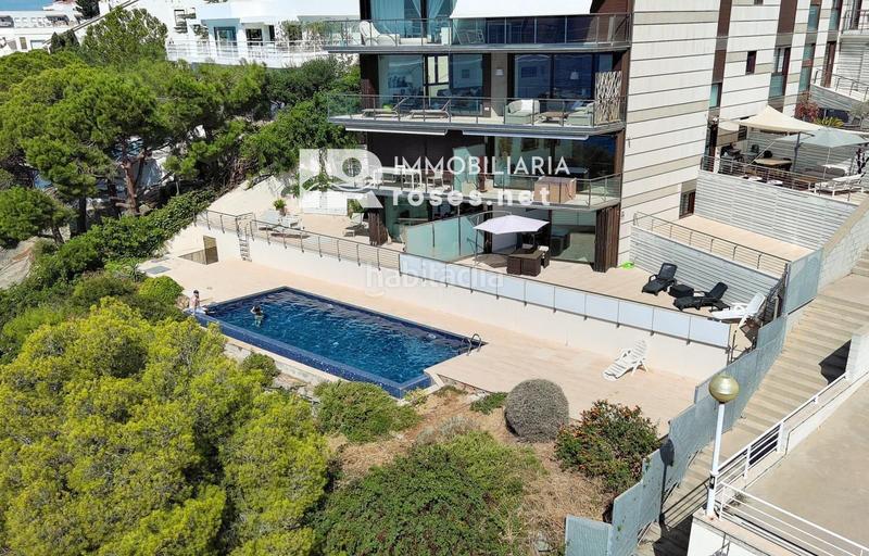Foto 550af819-fd3b-460d-8e4c-cfae590fa85d. Piso excepcional . apartamento de alto standing en primera linea de mar en canyelles en Roses