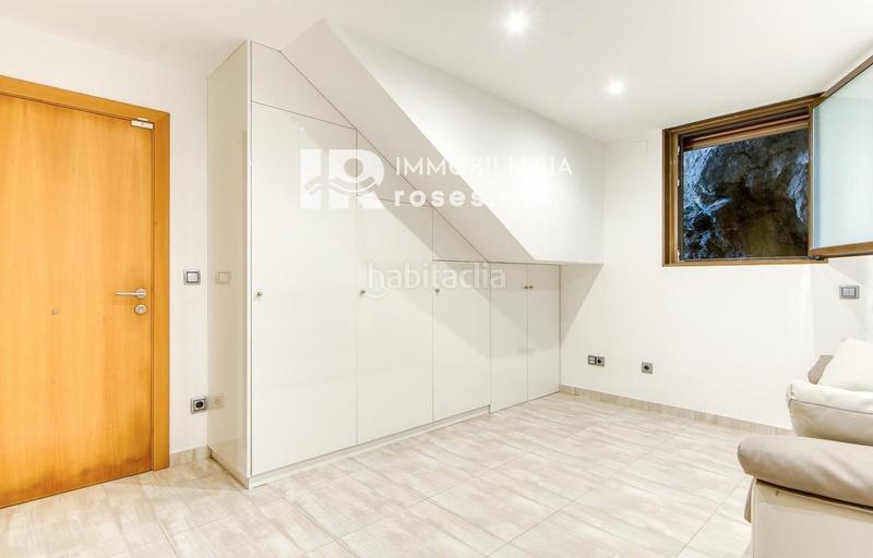 Foto 596e3425-2a3e-447d-bae4-17b0377b31ba. Piso excepcional . apartamento de alto standing en primera linea de mar en canyelles en Roses