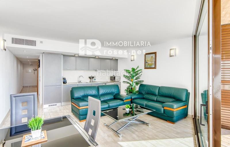 Foto 92b77943-cd2a-46a8-ada9-0a72eb2fd9ca. Piso excepcional . apartamento de alto standing en primera linea de mar en canyelles en Roses