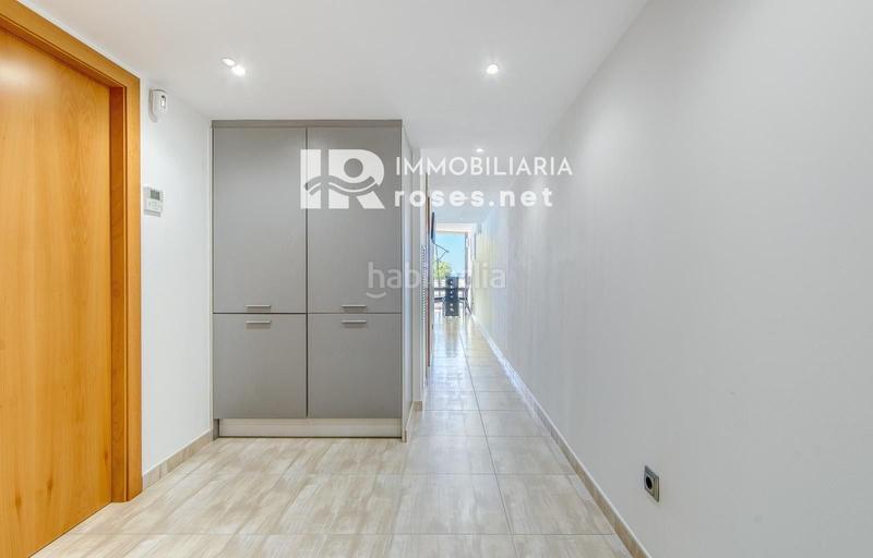 Foto a5b8dbff-b09c-404f-a70c-1ce5e8a2f2a1. Piso excepcional . apartamento de alto standing en primera linea de mar en canyelles en Roses