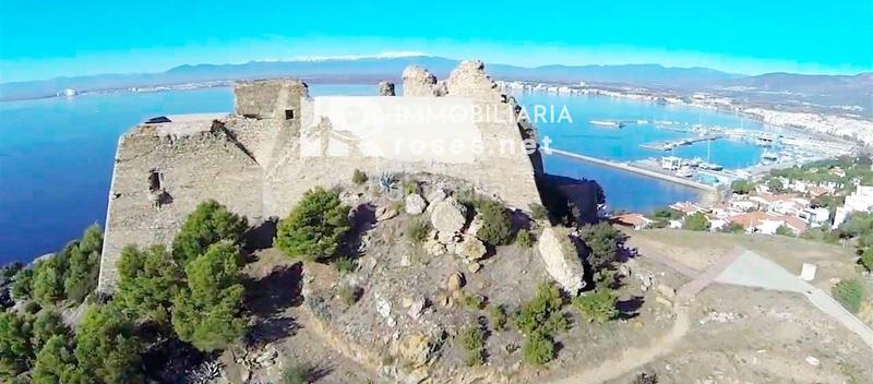 Foto b17caeec-b5f1-4761-a75d-c8eb16a5940f. Fondo rustico in Puig Rom-Canyelles-Almadrava Roses