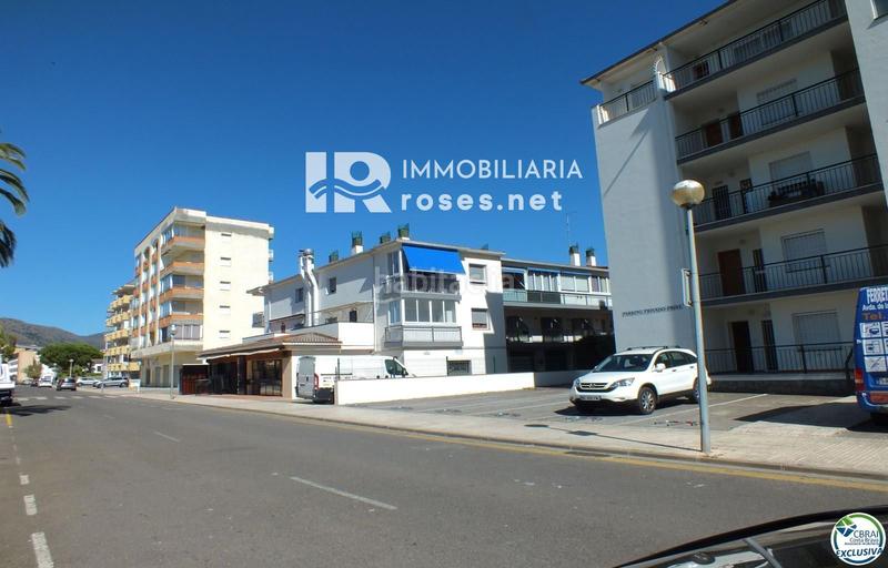 Foto fd1bdbd5-7483-43f3-bde8-13c8c9ee8d72. Appartement dans Salatar Roses