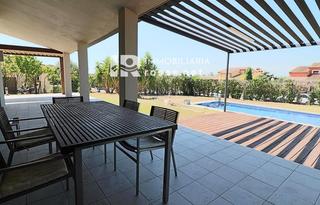 Maison  Mig. Casa totalmente renovada en la exclusiva zona de peralada golf