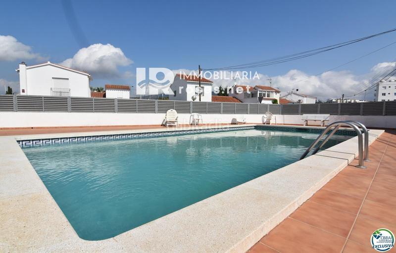 Foto 694a6a9c-b2ef-4aee-9623-3d7641f6a256. Casa adosada adosado en venta en Santa Margarida Roses