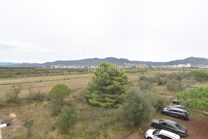 Foto 6aeb5c71-44d2-4b40-81c1-dab3145e97d3. Pis a Empuriabrava