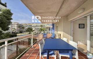 Pis  Port canigo. Lujoso, moderno y bonito apartamento de dos dormitorios.