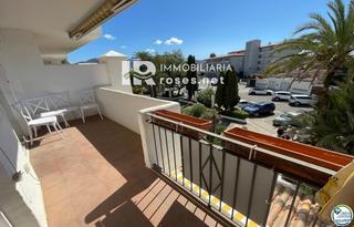 Pis  Port joan. Bonito, romántico y acogedor apartamento en edificio de lujo