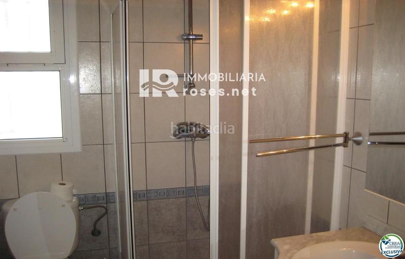 Foto 4888fb42-08c7-48c2-ad99-13b8f2a59e98. Haus mit heizung parking pool in Nord Roses