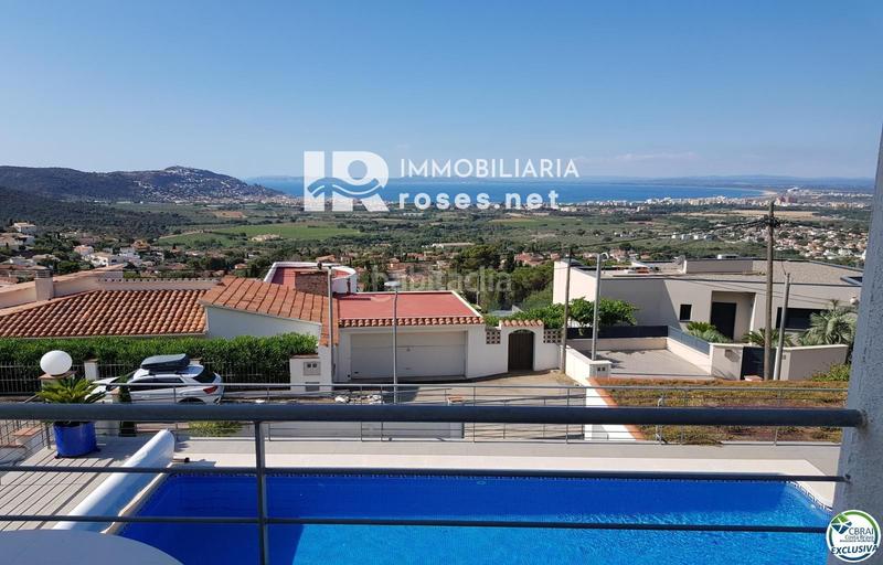 Foto 4d075605-9d42-4045-98e2-1f6e511487c9. Haus mit heizung parking pool in Nord Roses