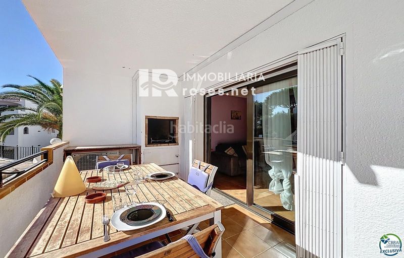 Foto f94a1cb4-81ff-4cdd-bec4-f7c19e7745f3. Pis amb calefacció piscina a Puig Rom-Canyelles-Almadrava Roses