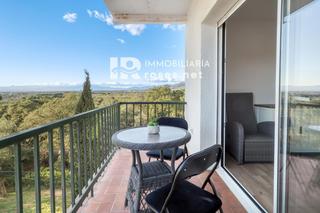 Appartement  Roma. Piso reformado en zona tranquila de mas oliva  roses