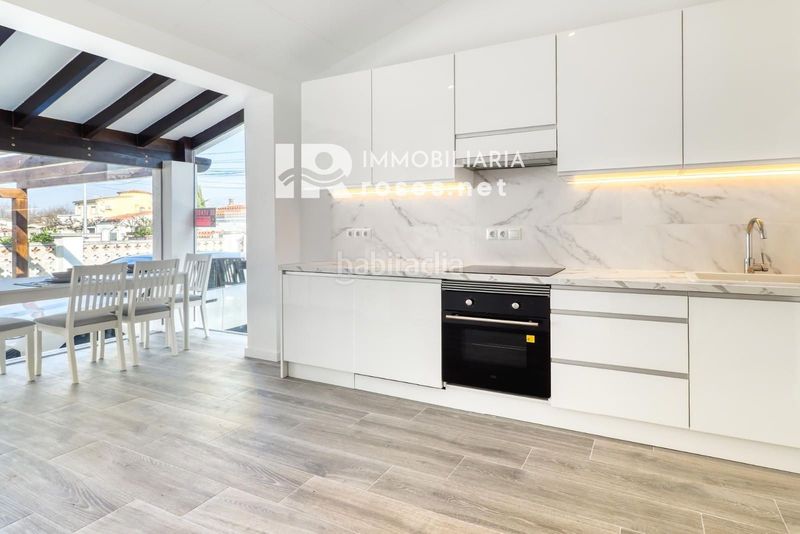 Foto 2f3429b0-9289-413c-b0d9-39e3359e236c. Casa amb calefacció a Carlit - Montseny Empuriabrava