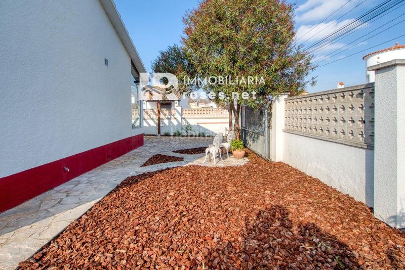 Foto 339c24bd-0d34-47ce-9ac4-3b83283f192f. Casa amb calefacció a Carlit - Montseny Empuriabrava